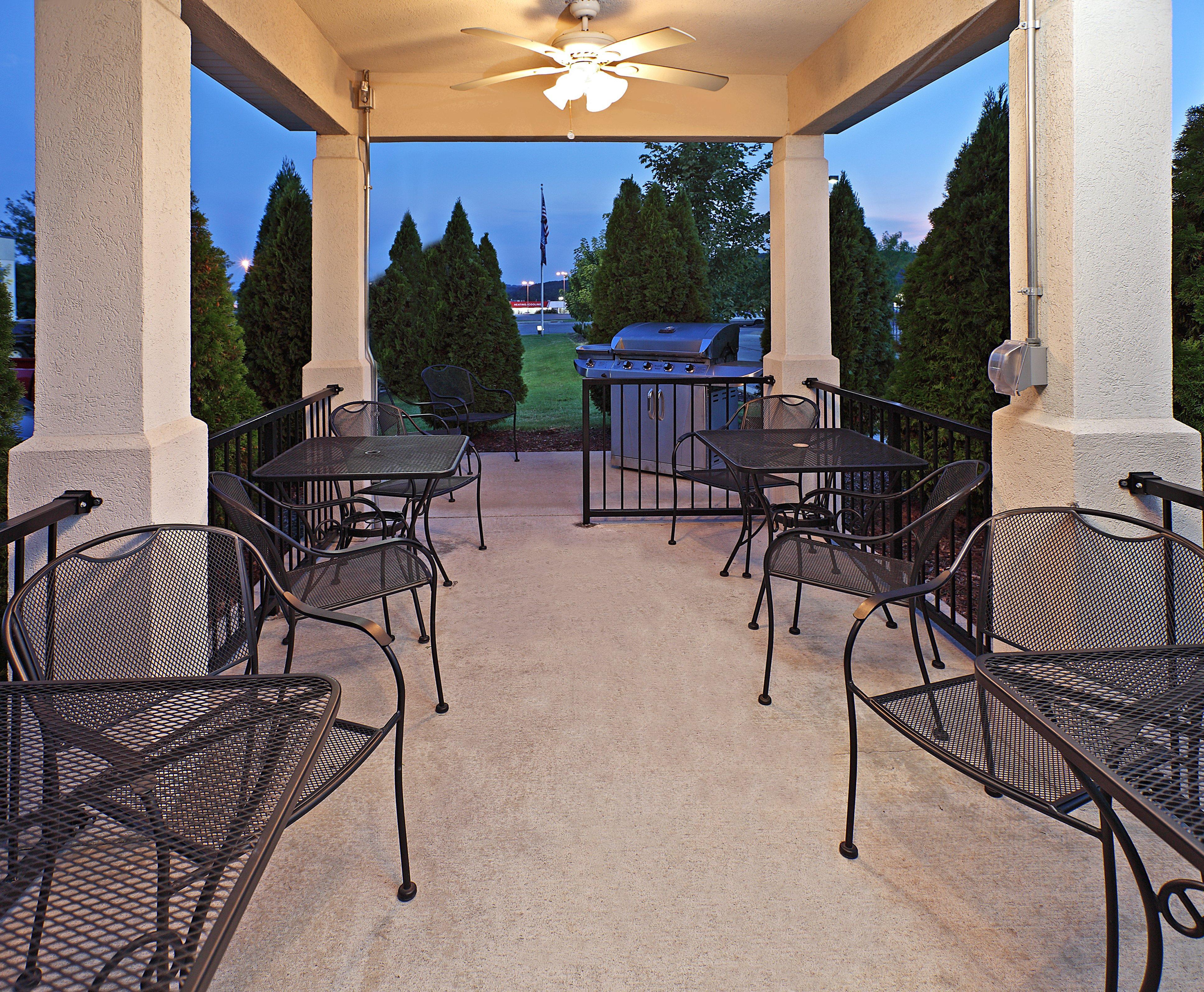Candlewood Suites Fayetteville By Ihg Restaurant foto